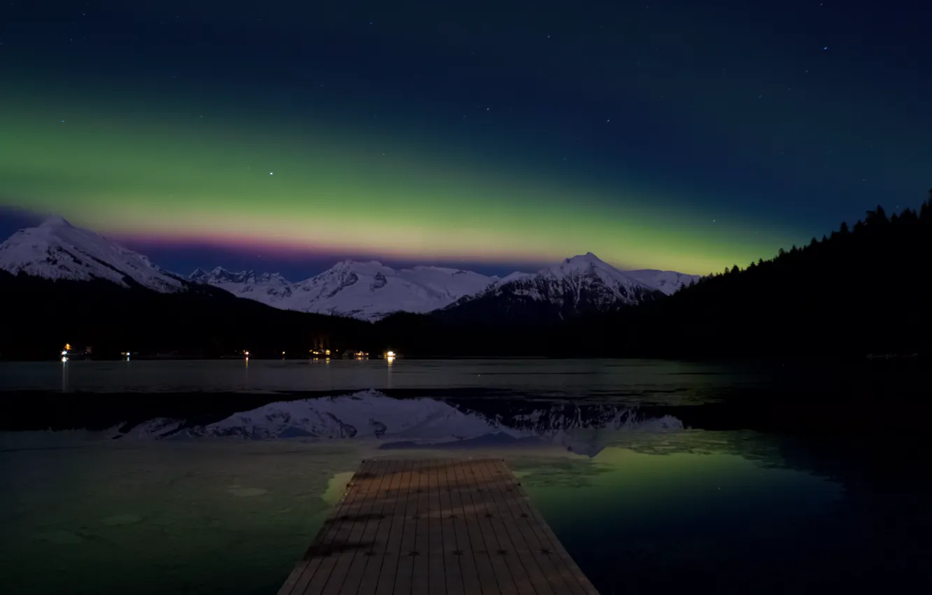 Photo wallpaper Alaska, northern lights, aurora borealis, Auke Lake