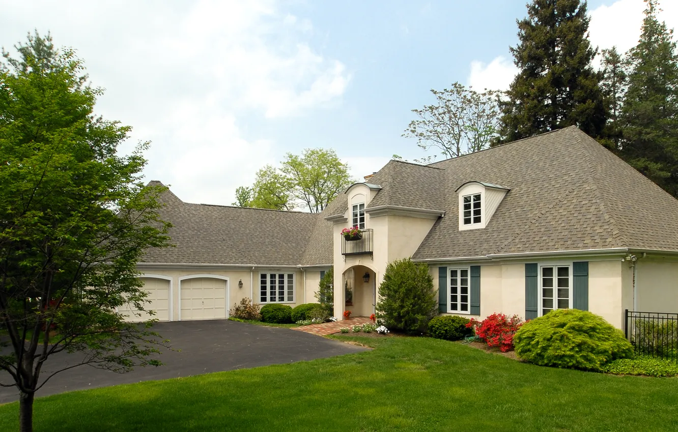 Photo wallpaper trees, lawn, home, mansion, the bushes