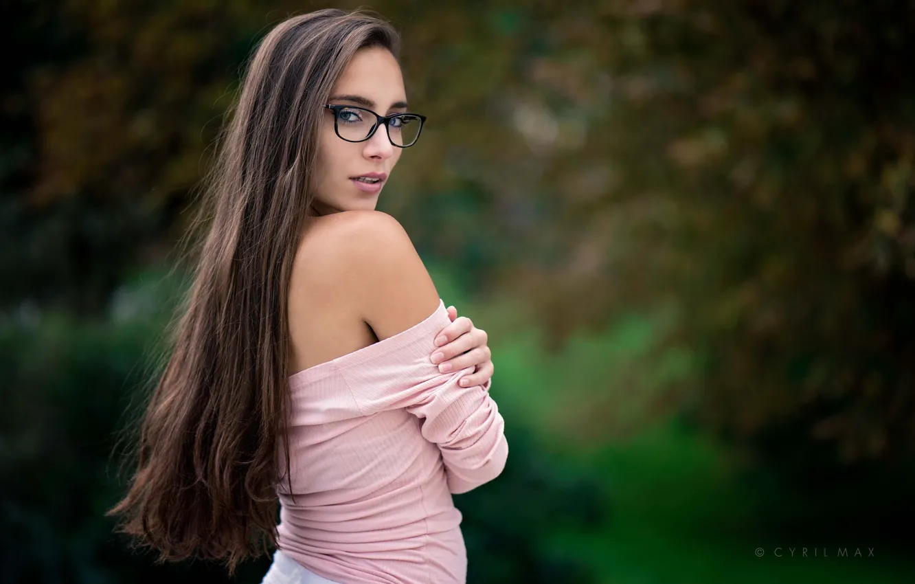 Photo wallpaper girl, long hair, brown hair, brown eyes, photo, photographer, model, bokeh