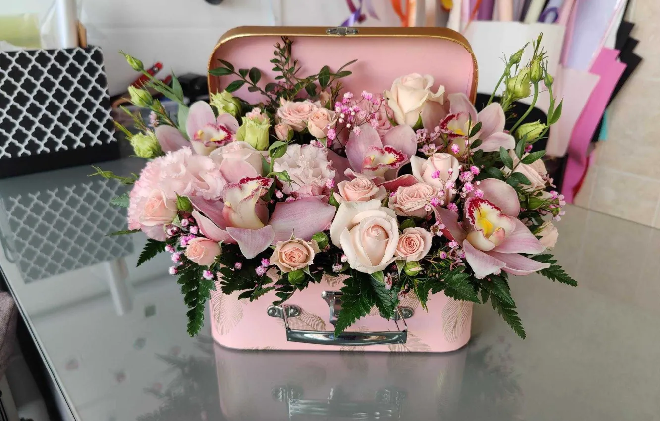 Photo wallpaper flowers, bouquet, suitcase
