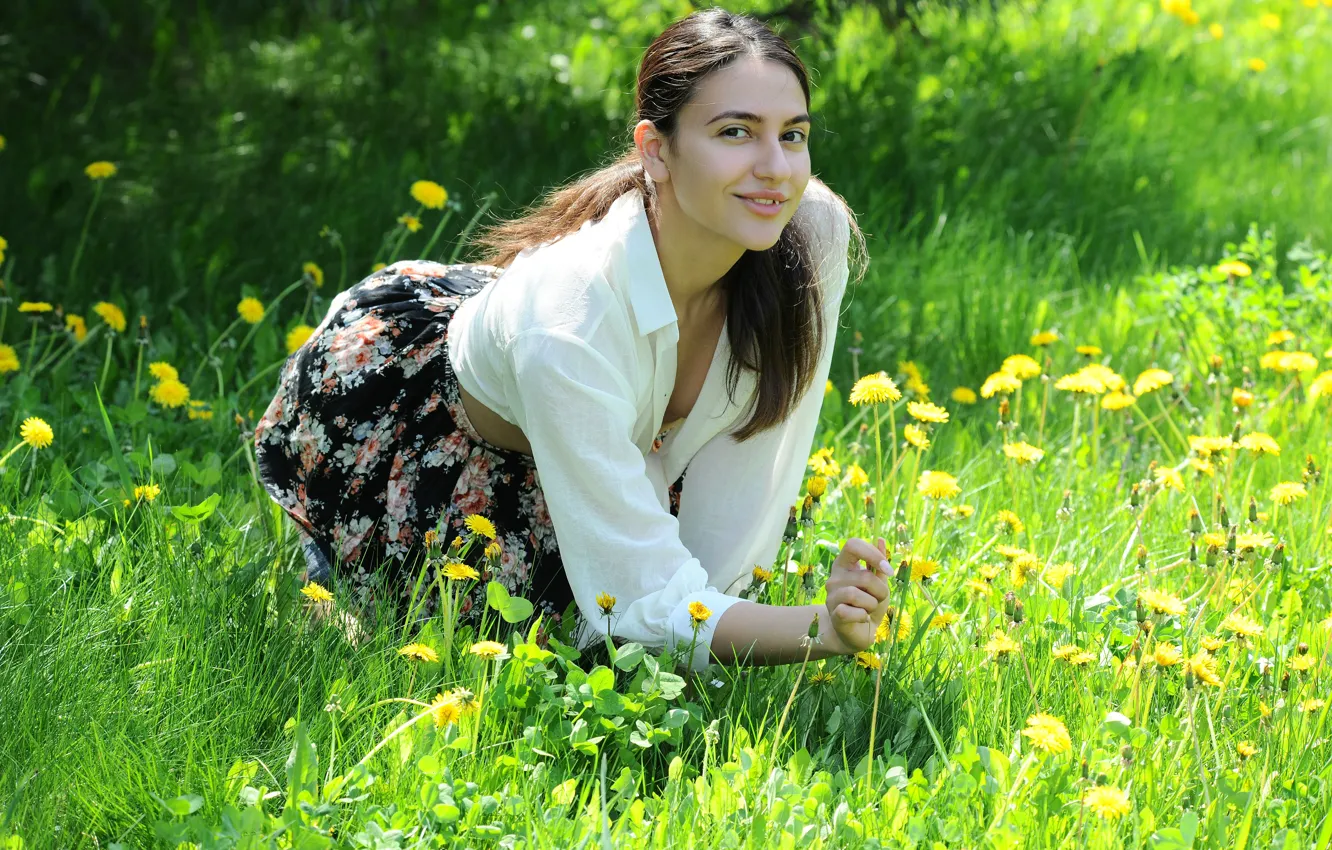 Photo wallpaper cleavage, hot girl, field, brown hair, nature, model, sexy woman, green grass