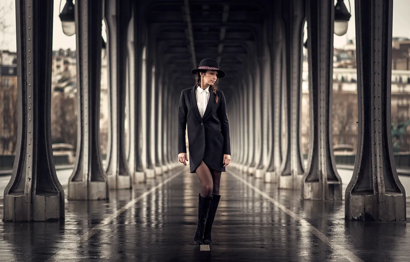 Photo wallpaper the city, model, hat, bokeh, Karine Briançon