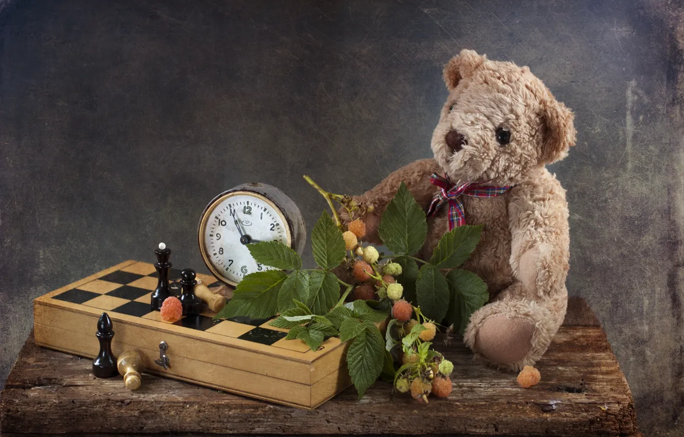 Photo wallpaper raspberry, toy, watch, chess, bear, still life