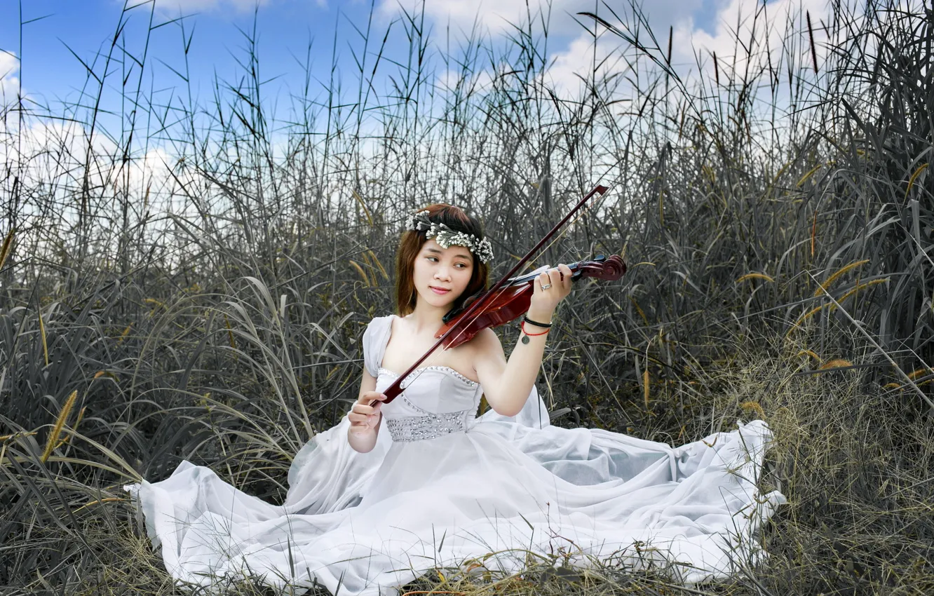 Photo wallpaper girl, music, violin, Asian