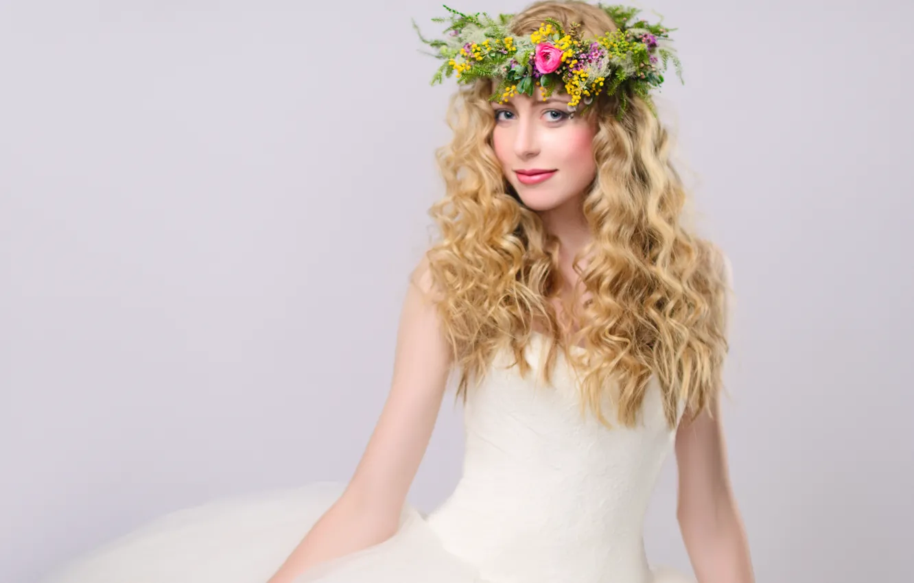 Photo wallpaper girl, blonde, wreath, long hair