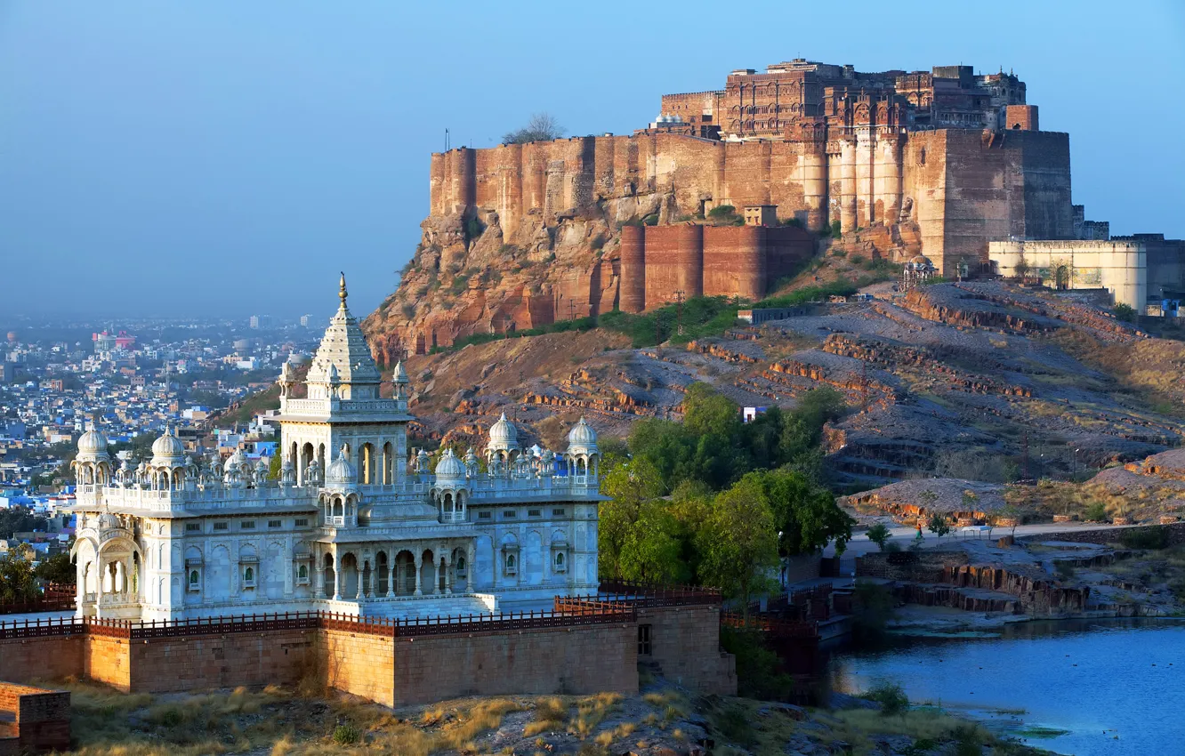 Photo wallpaper the city, river, castle, mountain, India, fortress, Rajasthan, Mehrangarh fort