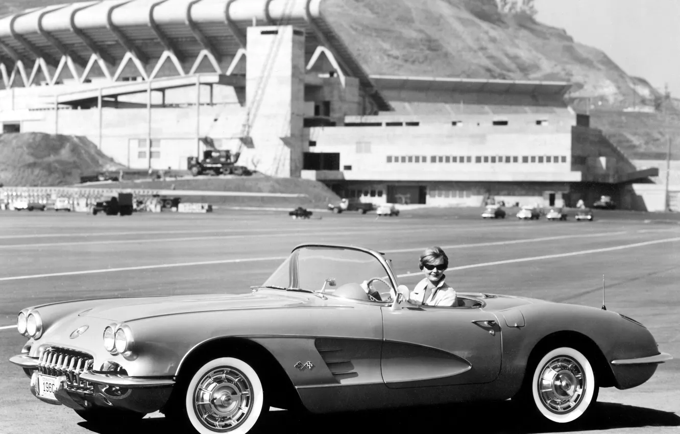 Photo wallpaper retro, Corvette, the airfield, black and white, zhenshina driving, 1959–60