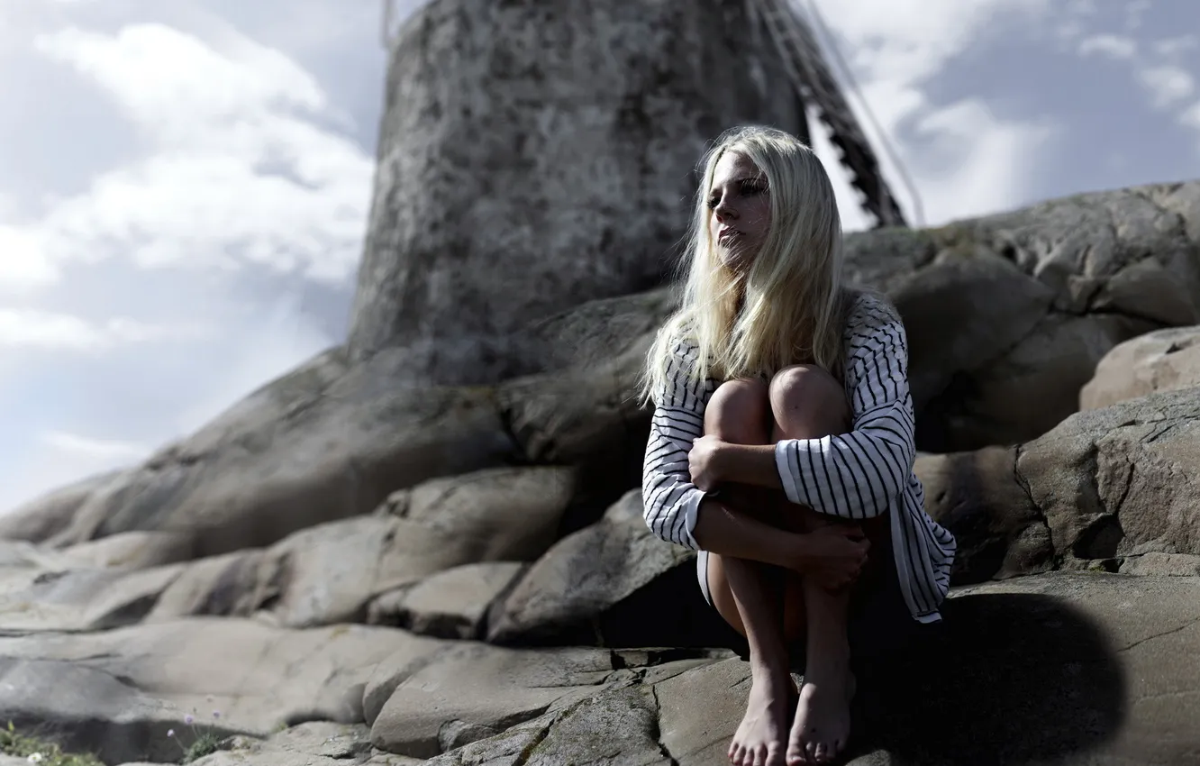 Photo wallpaper summer, girl, stones