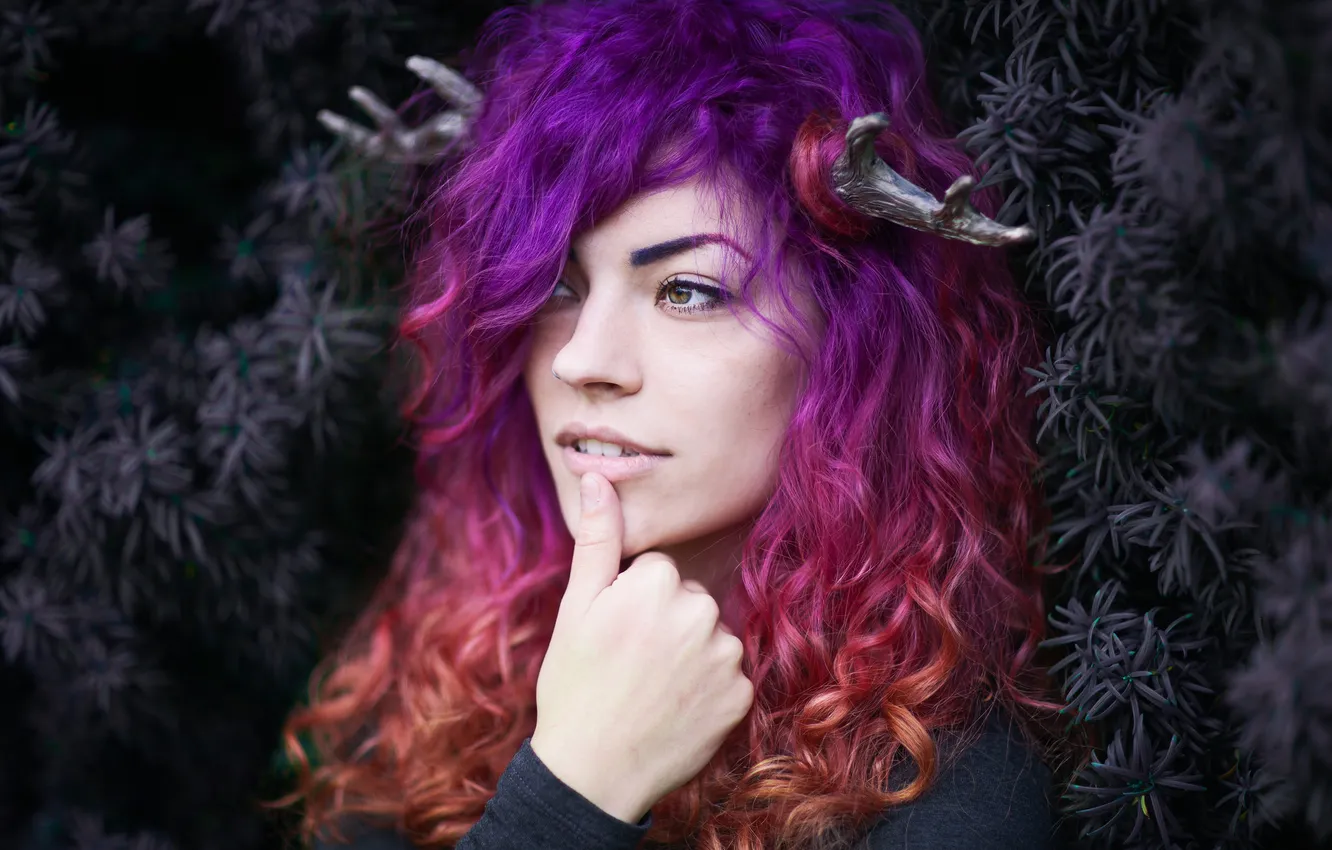 Photo wallpaper girl, hair, portrait, horns