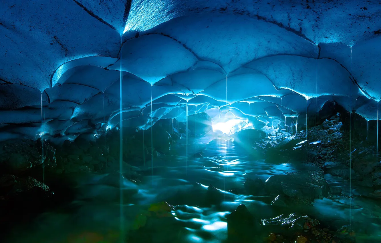 Photo wallpaper Oregon, USA, Three Sisters Wilderness, ice cave