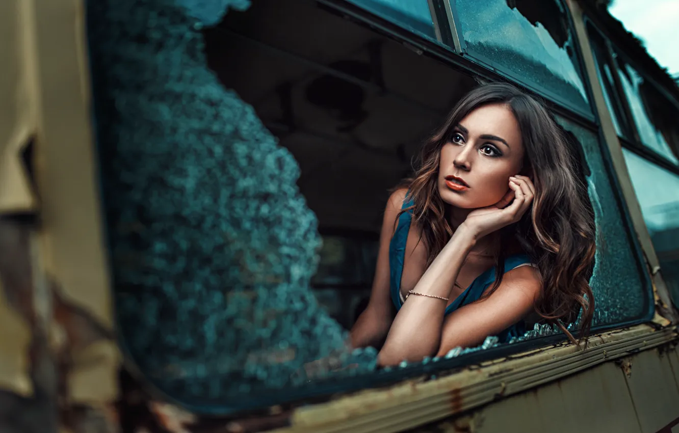 Photo wallpaper glass, girl, the situation, broken window