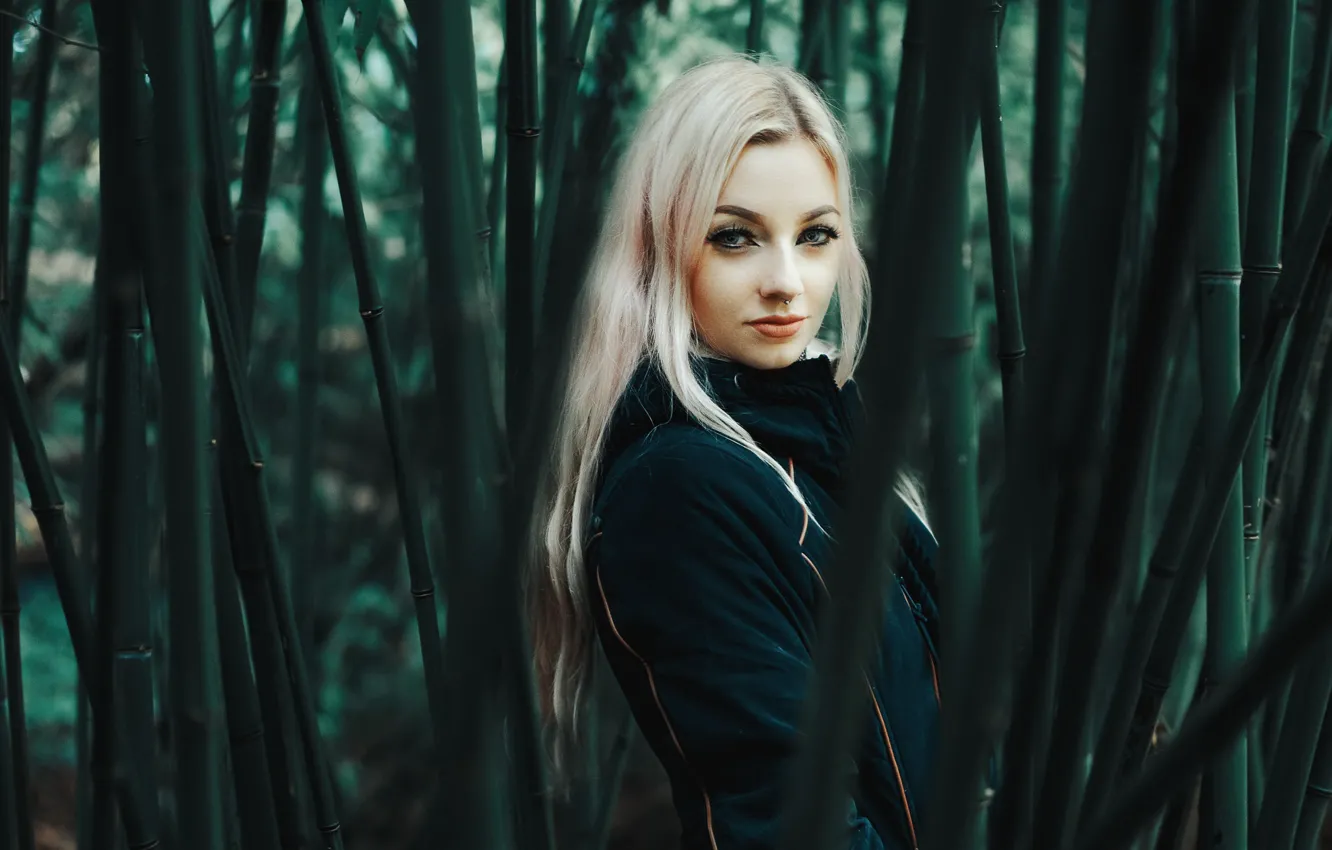 Photo wallpaper girl, portrait, Loba