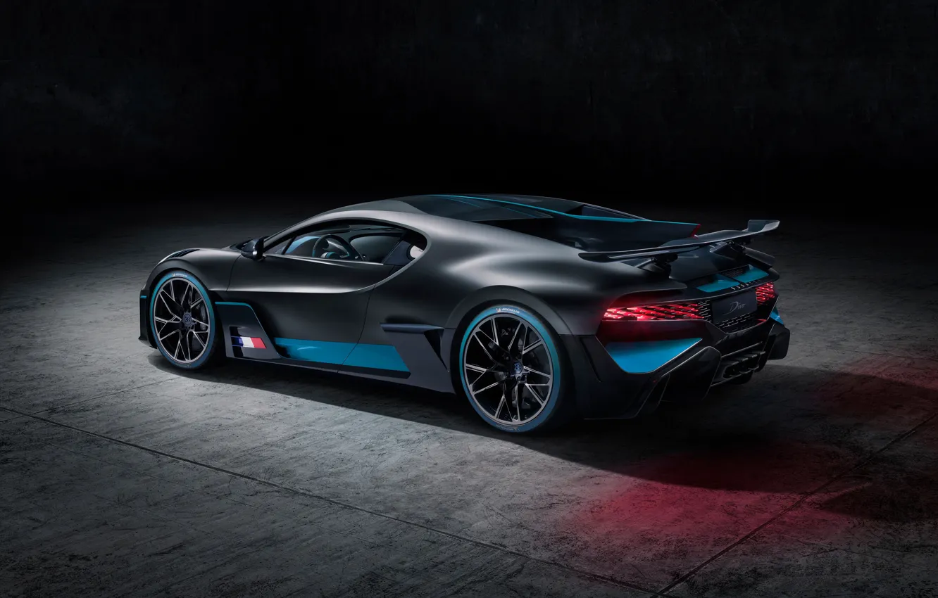 Photo wallpaper background, hypercar, Divo, Bugatti Divo, 2019 Bugatti Divo