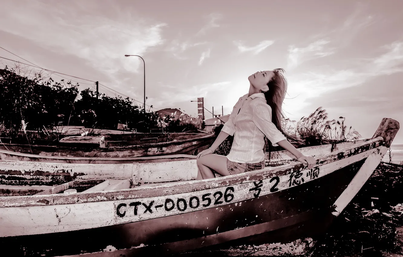 Photo wallpaper girl, boat, Asian