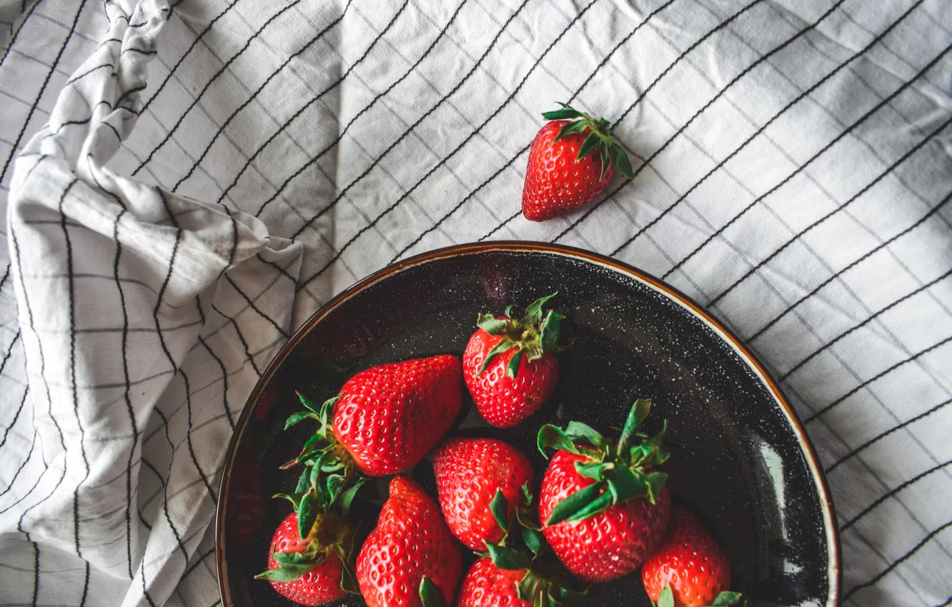 Photo wallpaper berries, table, towel, strawberry, plate, tablecloth