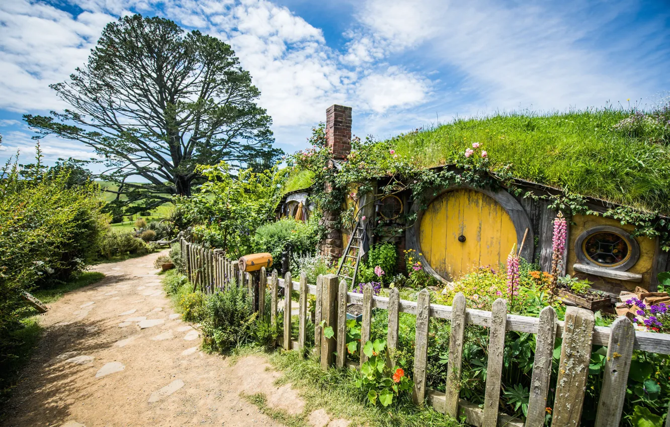 Photo wallpaper tree, the fence, Nora, door, New Zealand, The Lord of the rings, Hobbiton