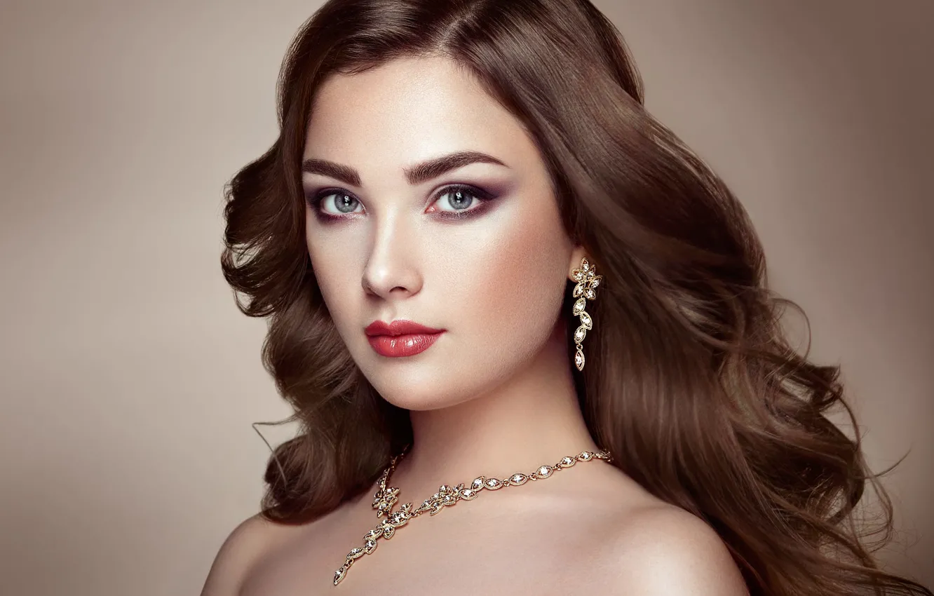 Photo wallpaper decoration, portrait, makeup, sponge, Oleg Gekman