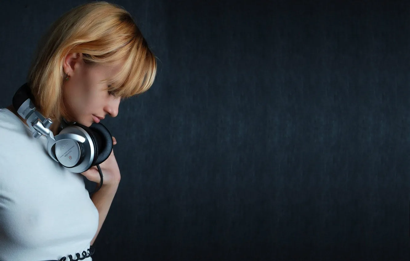 Photo wallpaper girl, background, headphones, blonde