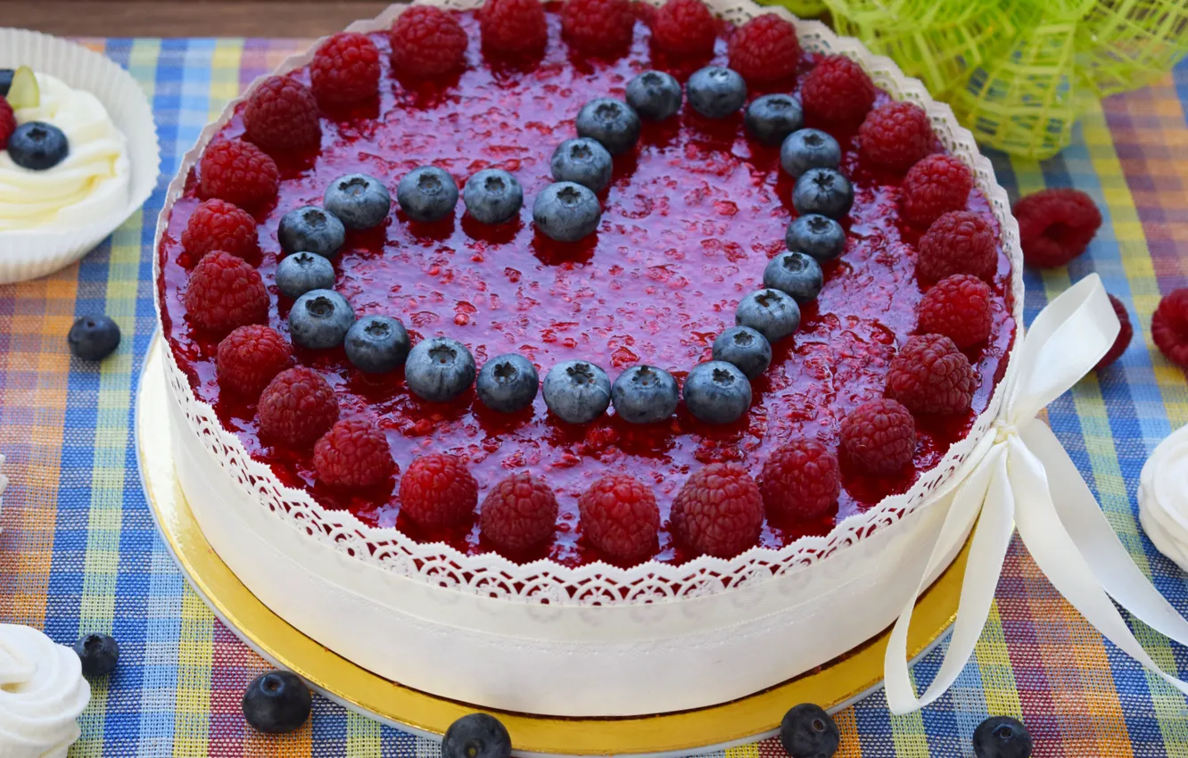 Photo wallpaper cake, raspberry, jelly, blueberries, heart