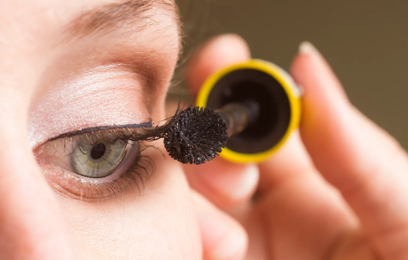 Photo wallpaper eyes, girl, close-up, eyelashes, hands, makeup, the pupil, brush