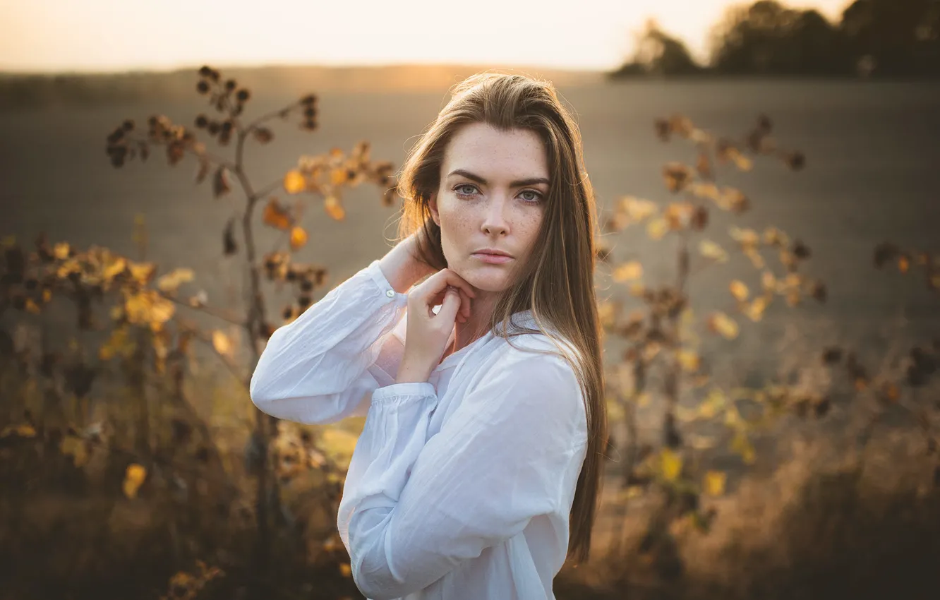 Photo wallpaper freckles, shirt, sponge, Carlla