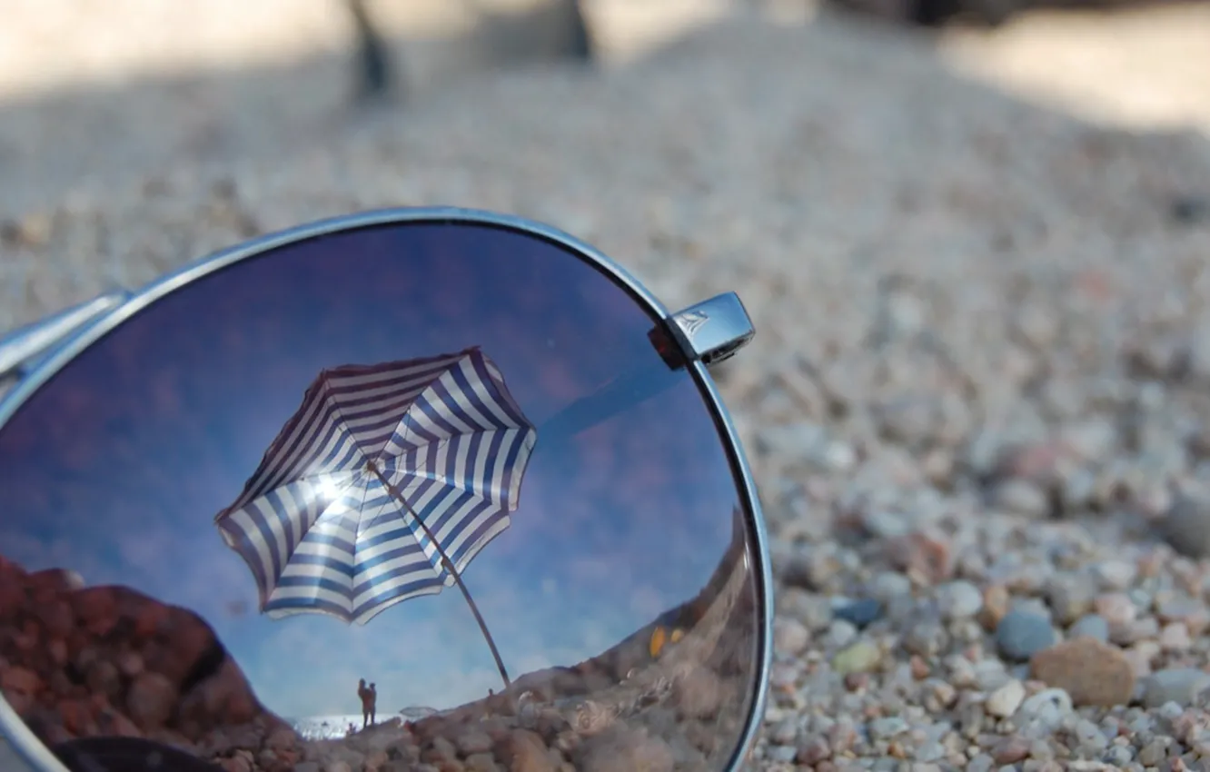 Photo wallpaper sand, stones, umbrella, Glasses, solar
