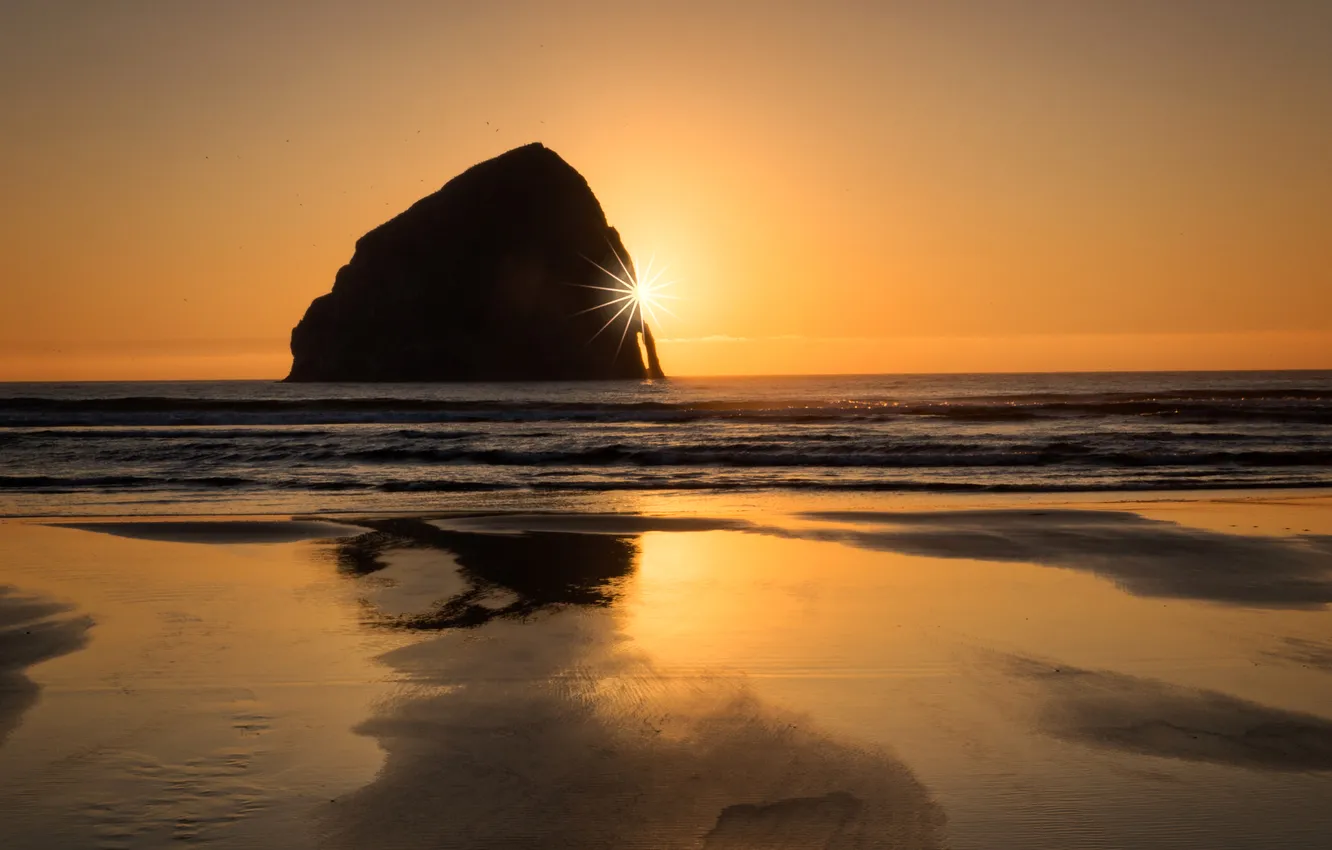 Photo wallpaper sea, the sky, the sun, sunset, rocks, shore, tide, Oregon