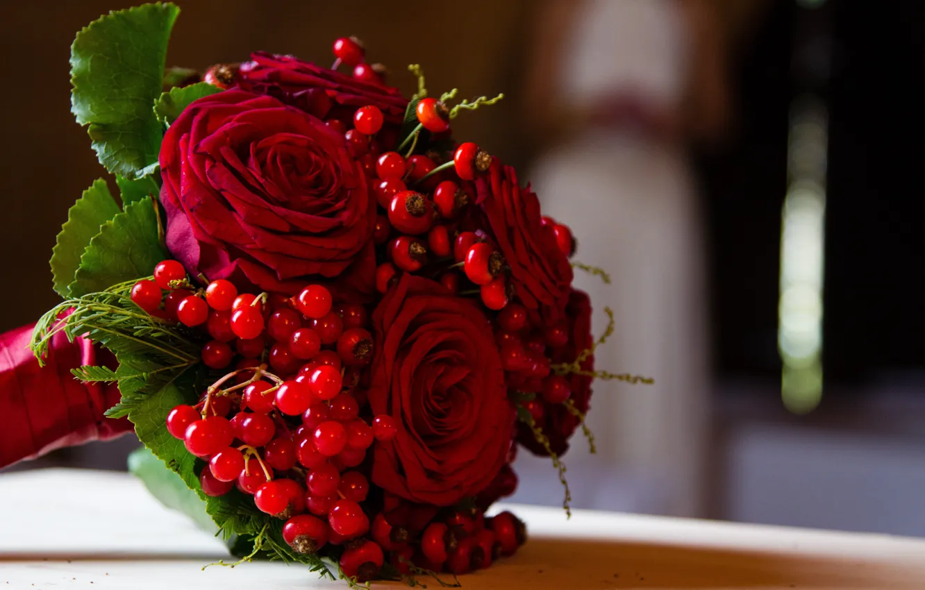 Photo wallpaper berries, roses, Bouquet, buds