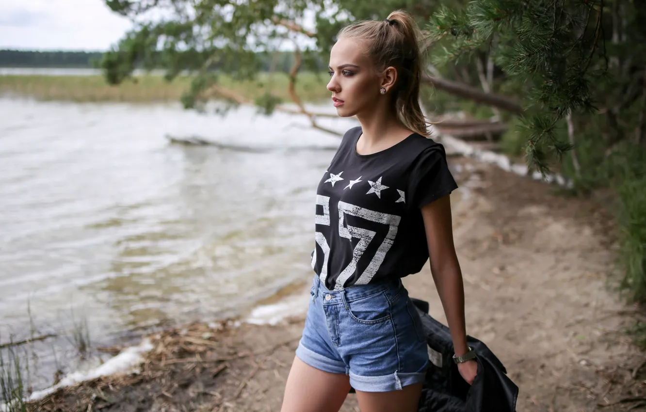 Photo wallpaper water, girl, shorts, t-shirt, Andrey Zhukov