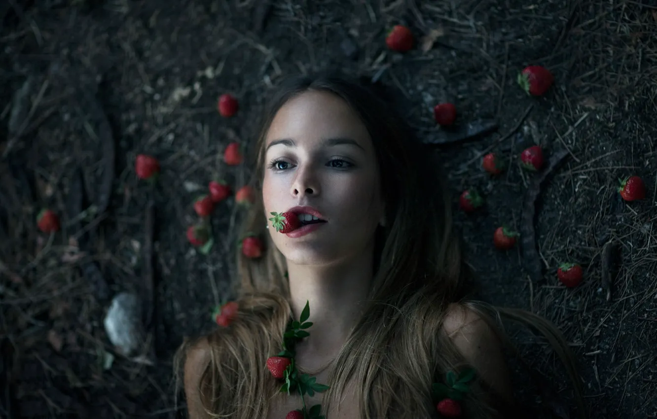 Photo wallpaper girl, berries, background, earth, strawberry