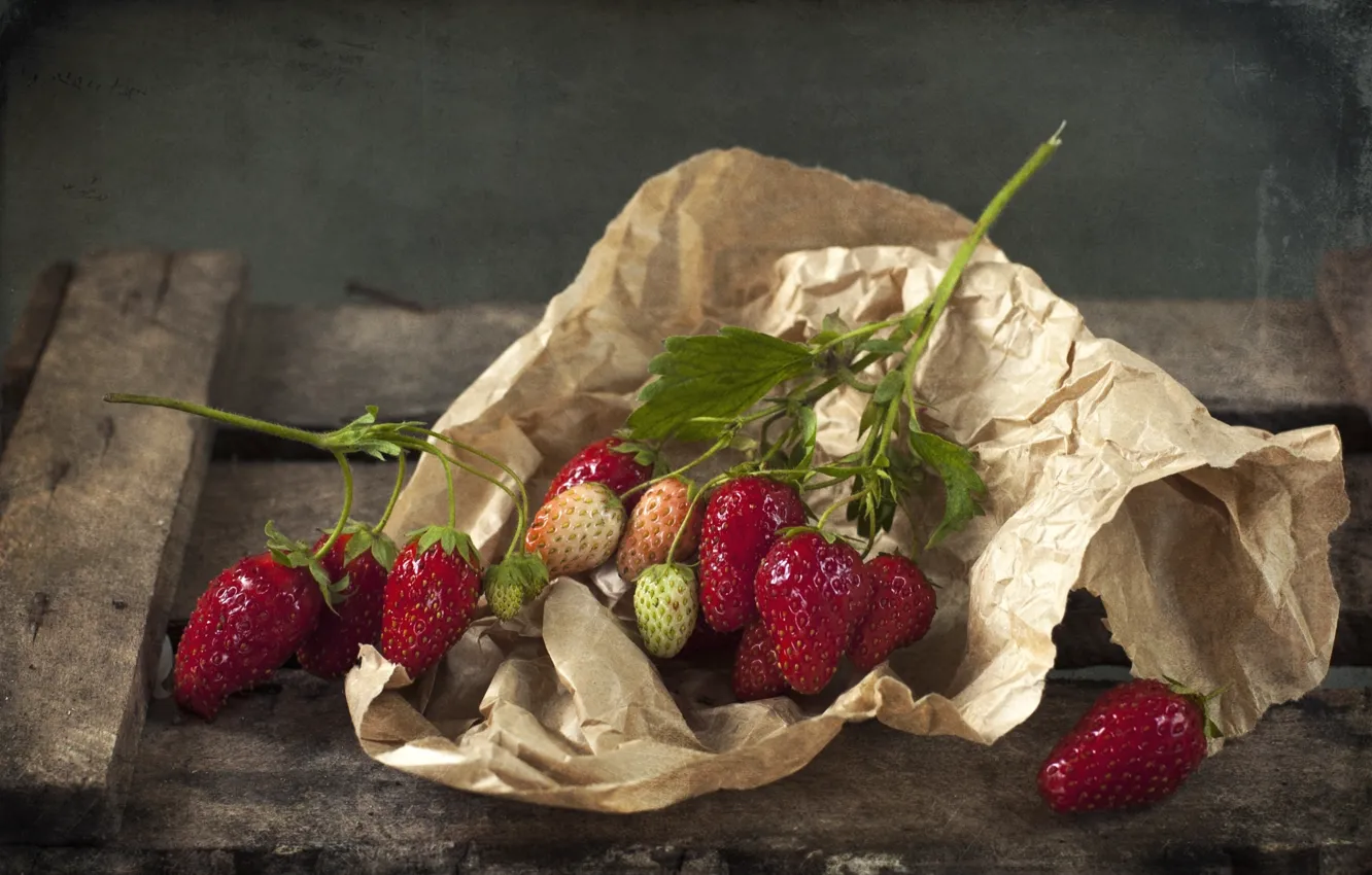 Photo wallpaper paper, berries, strawberry