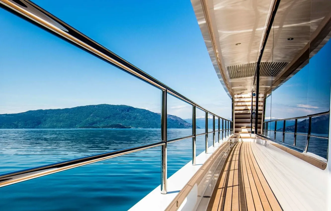 Photo wallpaper the ocean, coast, Shine, yacht, deck, Feadship, 33m-Yacht Kamino, Luxury sea yacht