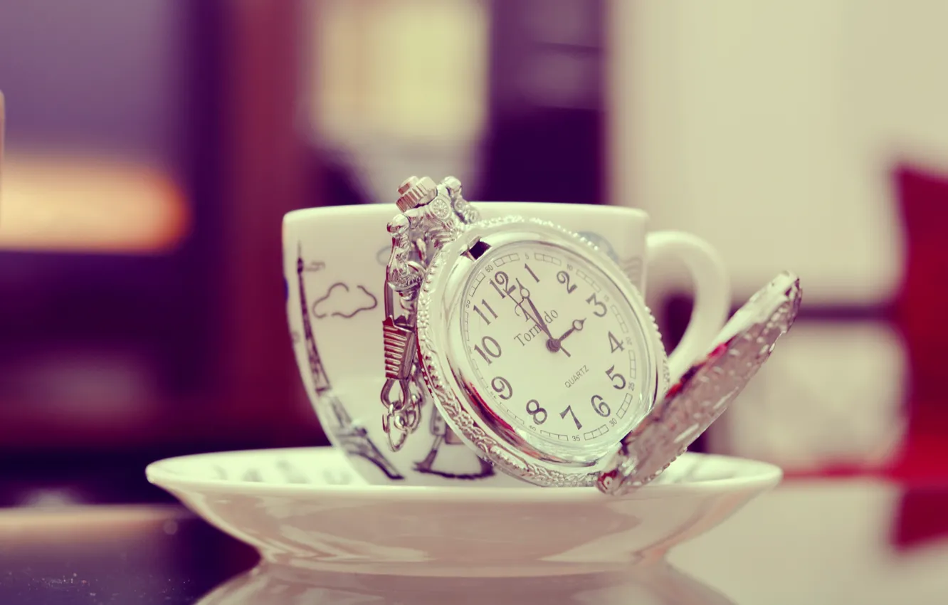 Photo wallpaper watch, figures, mug, Cup, saucer