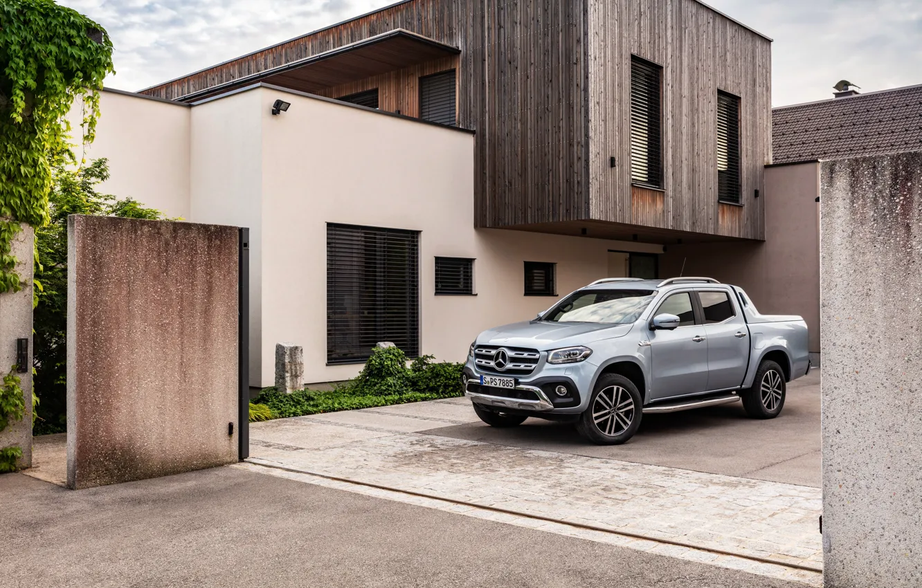 Photo wallpaper Mercedes-Benz, pickup, 2018, near the house, X-Class, gray-silver