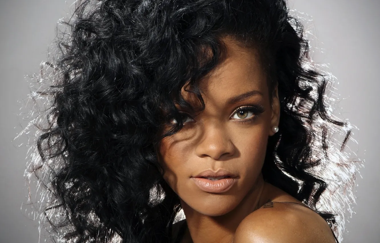 Photo wallpaper eyes, look, background, hair, singer, Rihanna, curls