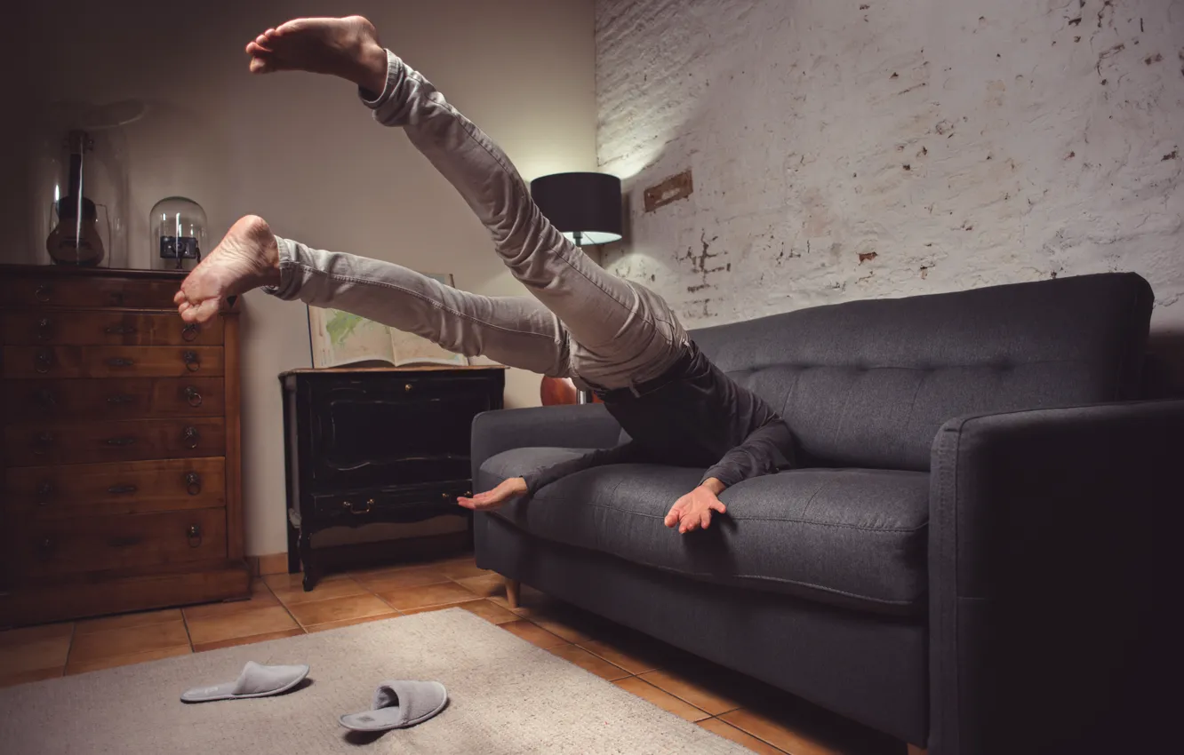 Photo wallpaper sofa, people, cmnet