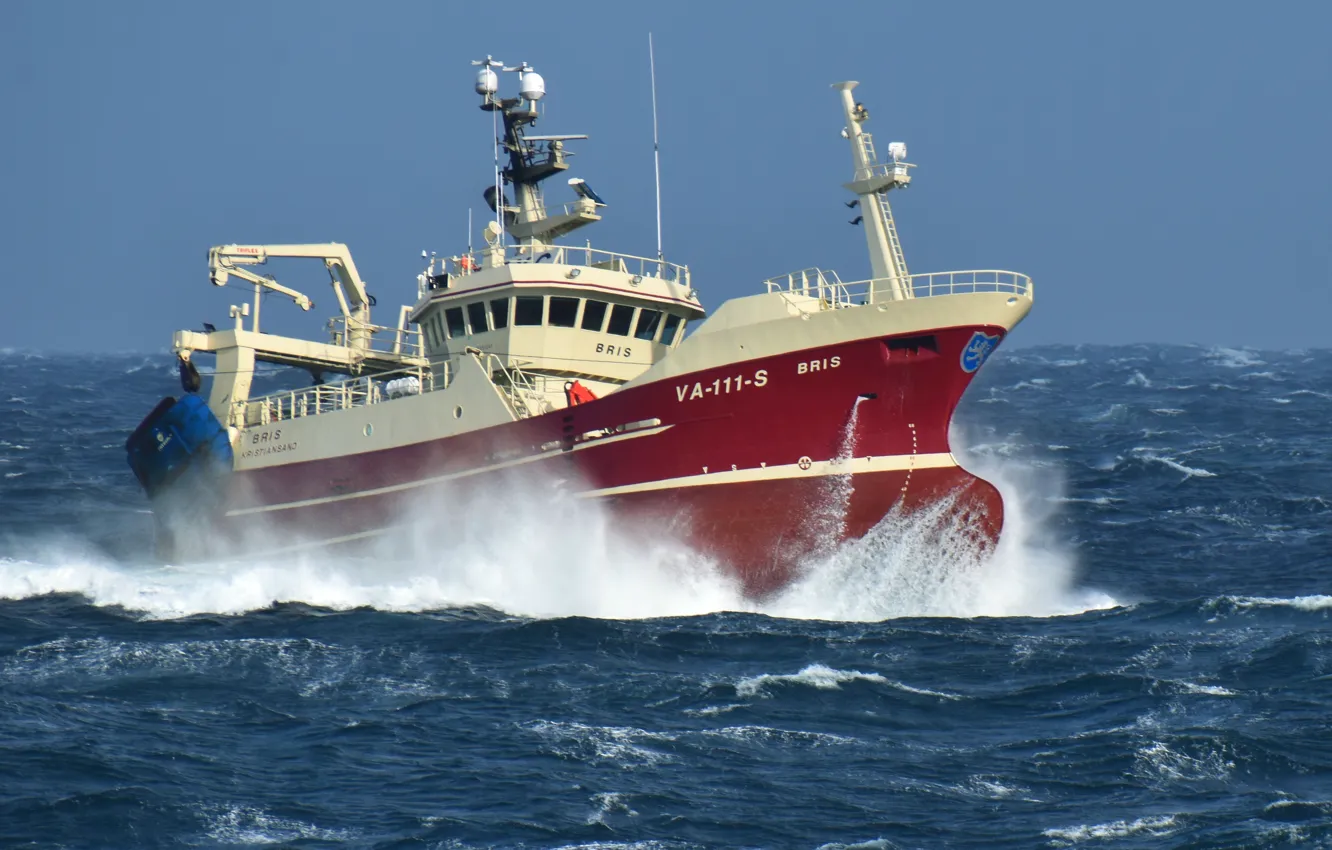 Photo wallpaper sea, wave, storm, fisherman