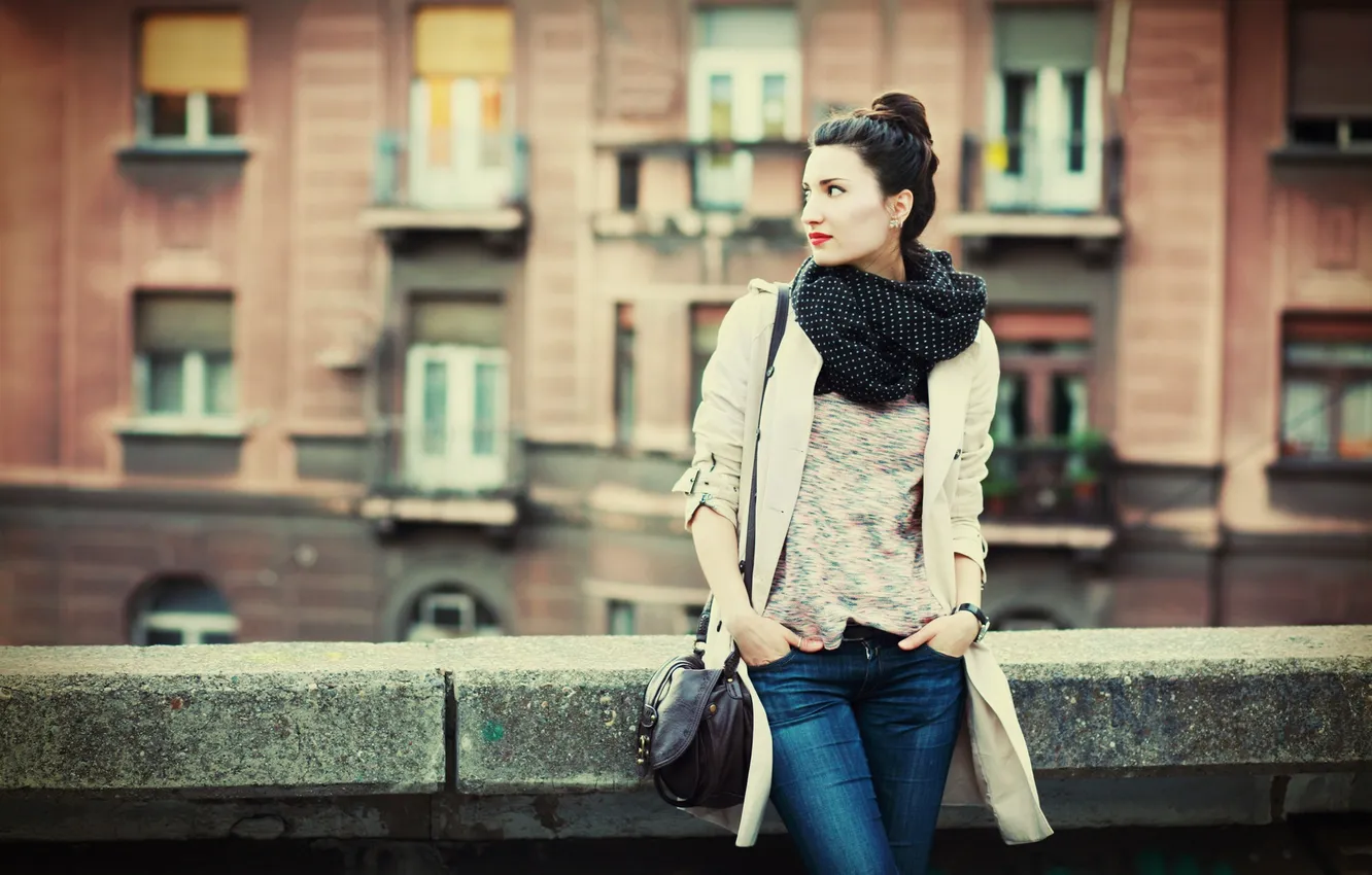 Photo wallpaper girl, the city, pose, street, model, jeans, makeup, scarf