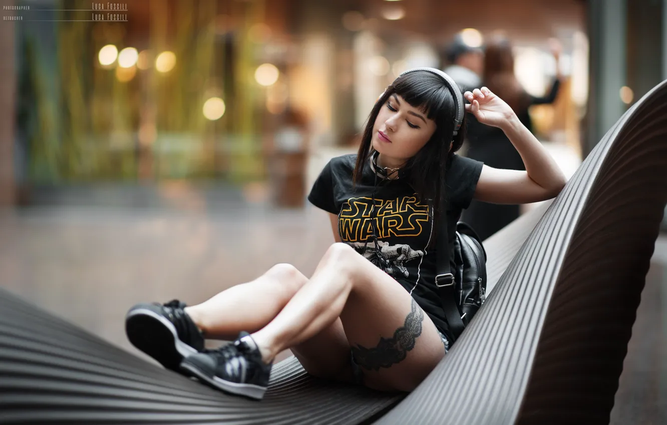 Photo wallpaper lights, pose, glare, model, shorts, portrait, makeup, headphones