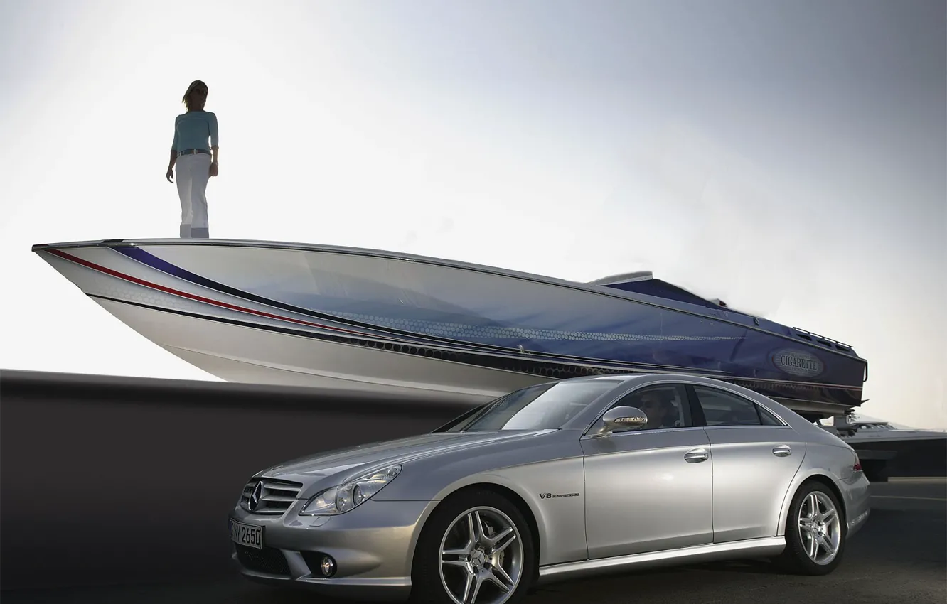 Photo wallpaper Girl, Boat, Mercedes