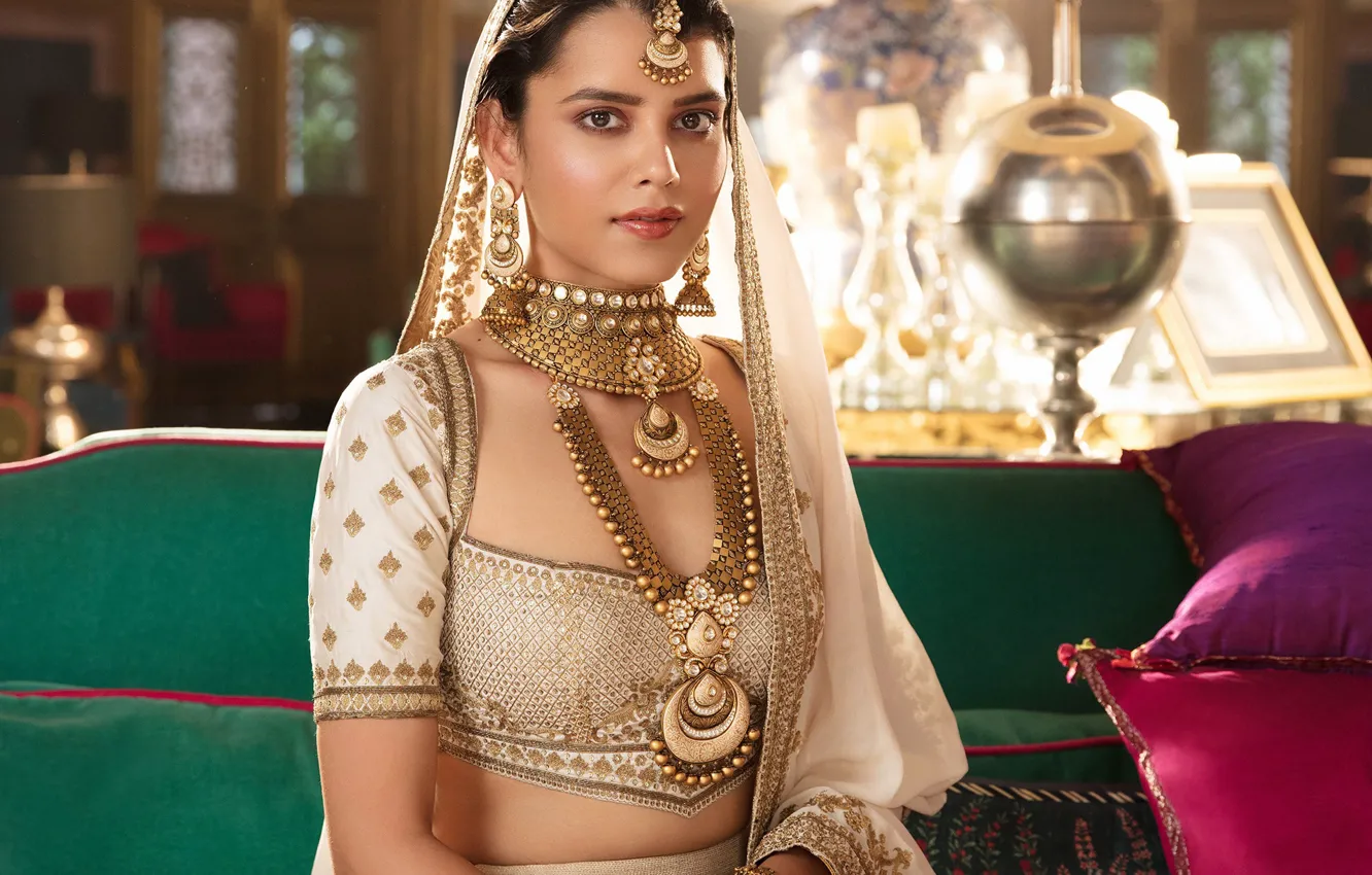 Photo wallpaper girl, fashion, eyes, smile, beautiful, figure, model, lips