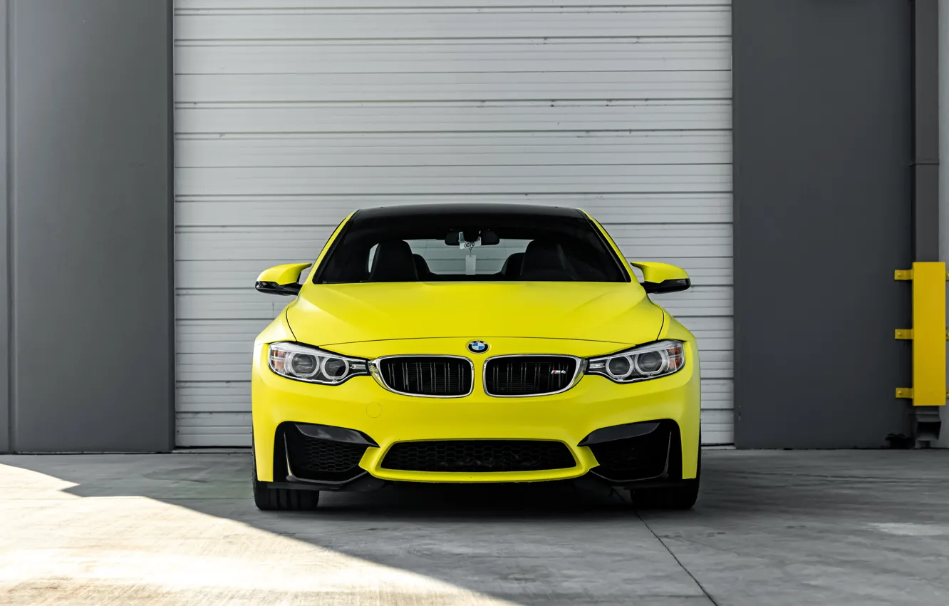 Photo wallpaper BMW, Front, Yellow, F82, Sight