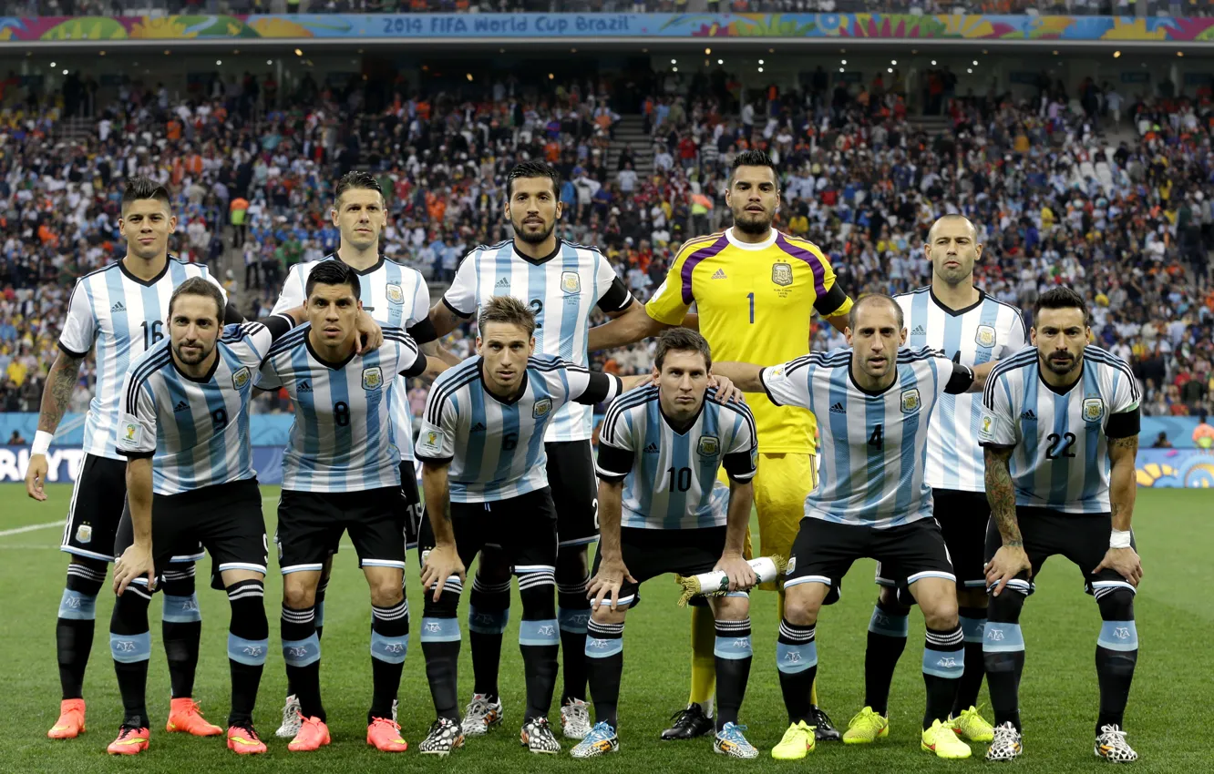 Photo wallpaper Lionel Messi, Lionel Messi, Gonzalo Higuain, Javier Mascherano, Javier Mascherano, Selection of soccer of Argentina, …