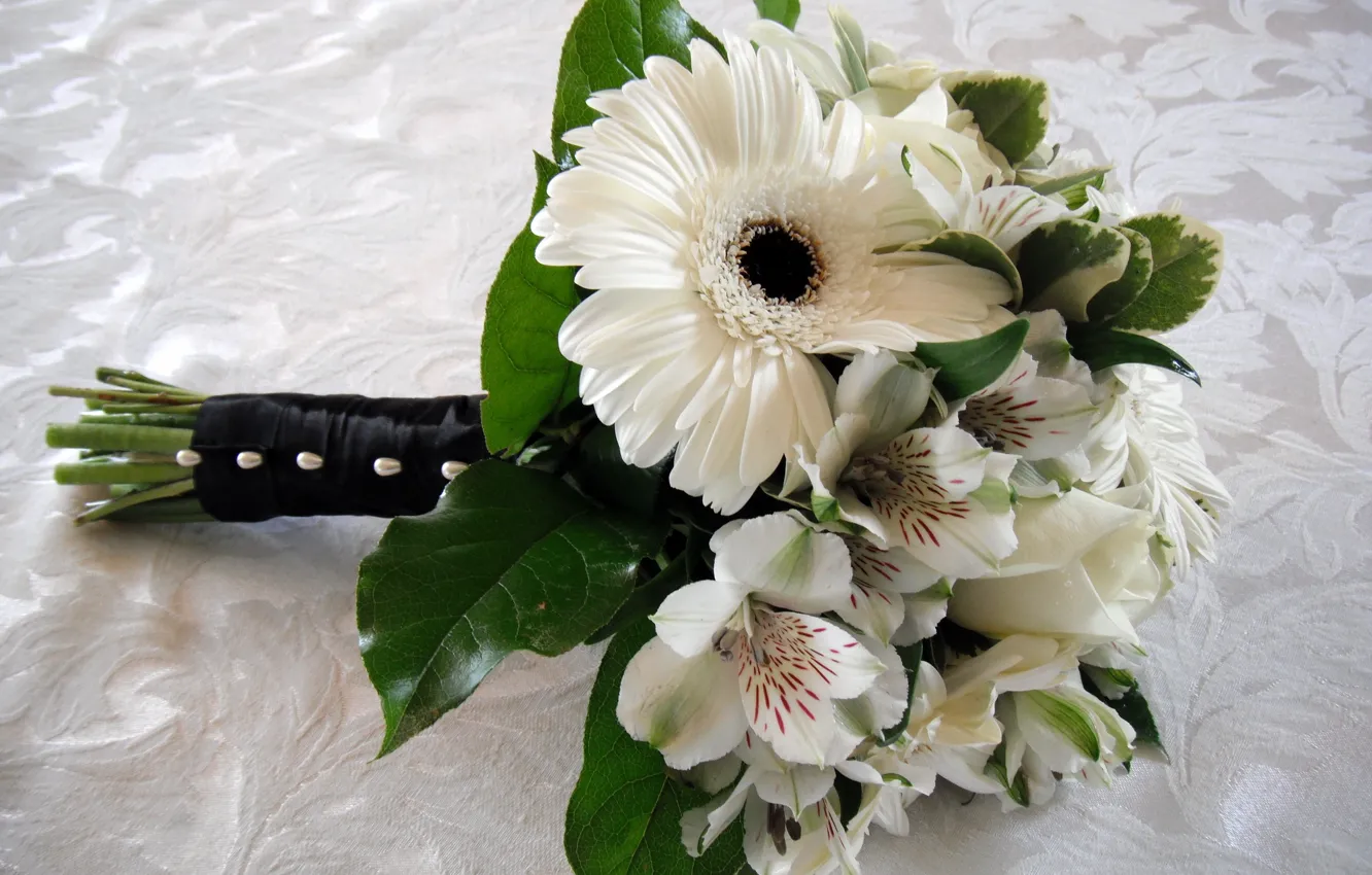 Photo wallpaper flower, flowers, bouquet, gerbera, beautiful, wedding, alstremeria, Alstroemeria