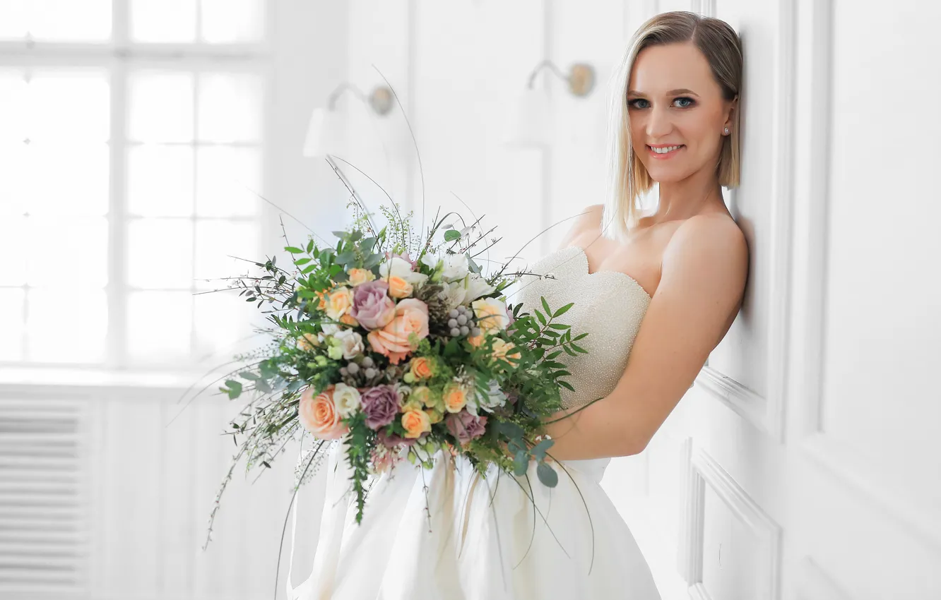 Photo wallpaper white, look, girl, light, flowers, pose, smile, room