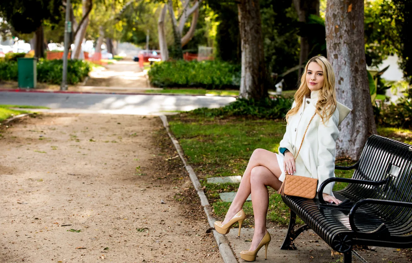 Photo wallpaper girl, long hair, legs, trees, photo, park, model, lips