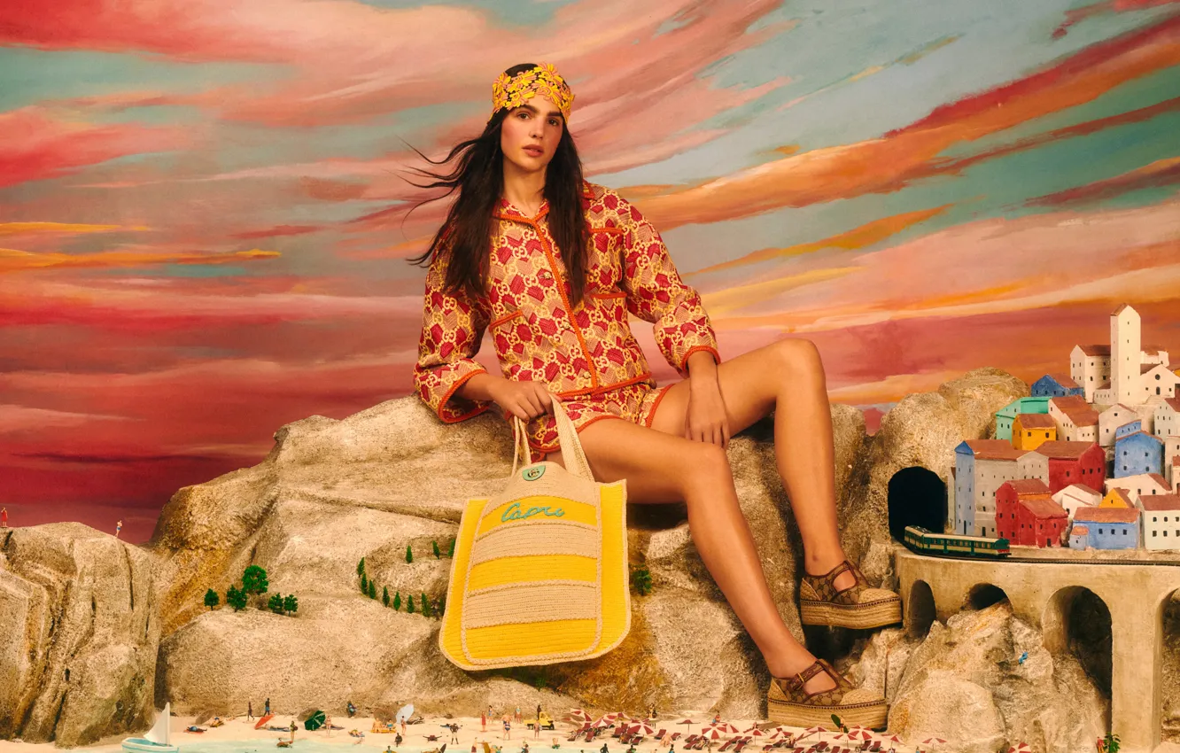 Photo wallpaper girl, hair, bag, fashion, fashion, collection, Gucci, Resort 2022 Collection