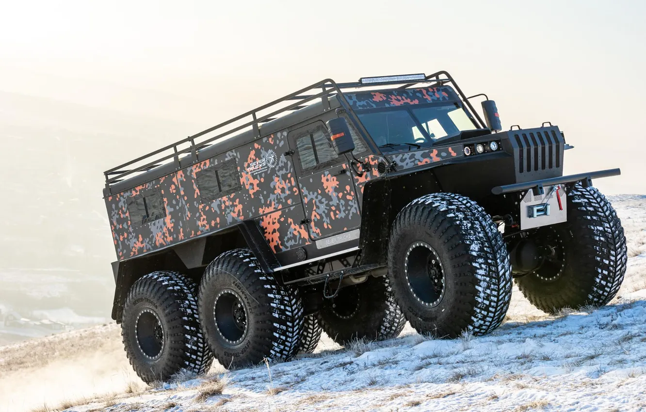 Photo wallpaper snow, Rover, big wheels