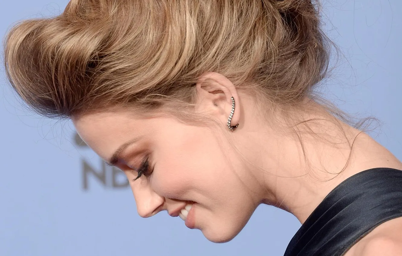 Photo wallpaper girl, smile, actress, blonde, celebrity, Amber Heard, Amber Heard