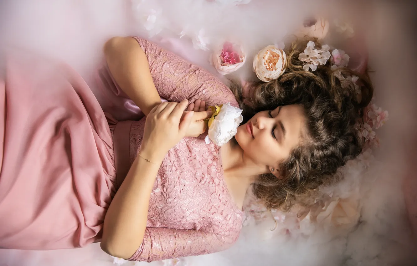 Photo wallpaper dream, girl, flowers, fog, sleep, roses, dress, pair